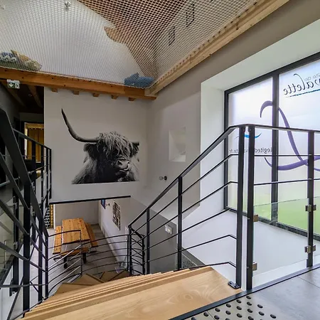 Confortable Avec Piscine Chauffee, Pour 23 Pers., Ideal Pour Familles Et Amis - Fr-1-582-101 Lapte