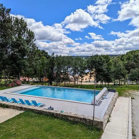 Hébergement de vacances Confortable Avec Piscine Chauffée, Pour 23 Pers., Idéal Pour Familles Et Amis - Fr-1-582-101 Lapte