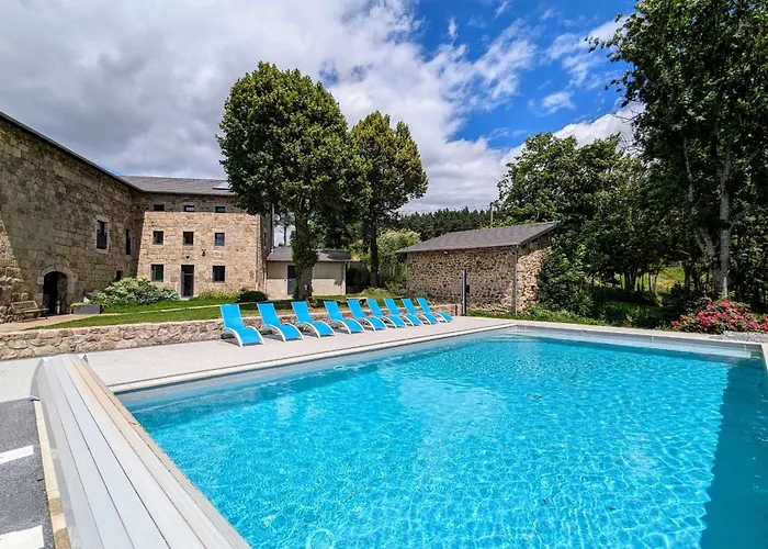 Confortable Avec Piscine Chauffee, Pour 23 Pers., Ideal Pour Familles Et Amis - Fr-1-582-101 Lapte