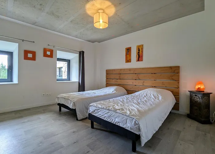 Confortable Avec Piscine Chauffee, Pour 23 Pers., Ideal Pour Familles Et Amis - Fr-1-582-101 * Lapte