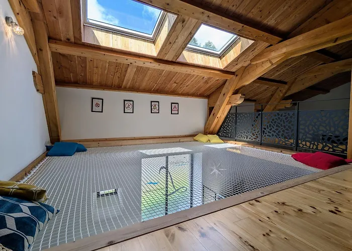 Confortable Avec Piscine Chauffee, Pour 23 Pers., Ideal Pour Familles Et Amis - Fr-1-582-101 *