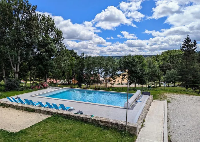 度假居 Confortable Avec Piscine Chauffee, Pour 23 Pers., Ideal Pour Familles Et Amis - Fr-1-582-101 Lapte